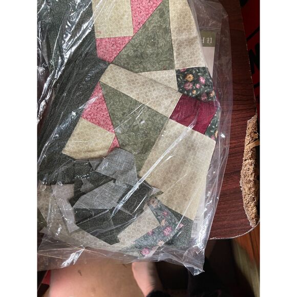 Jo-Ann Fabrics Quilters Basket Quilt Blocks Setting Kit Only Month 11 NOS Vintag - Picture 4 of 4